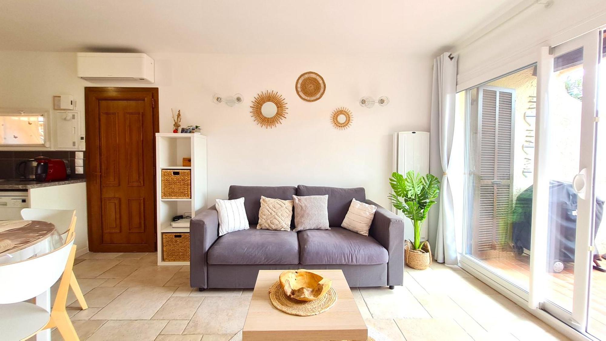 Bel Appartement Renove, Avec Terrasse Et Piscine La Croix-Valmer Εξωτερικό φωτογραφία